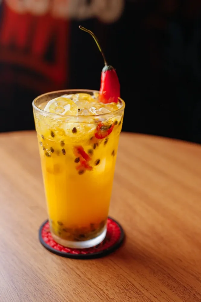 Drinks Bruhaus — Maracujá com pimenta